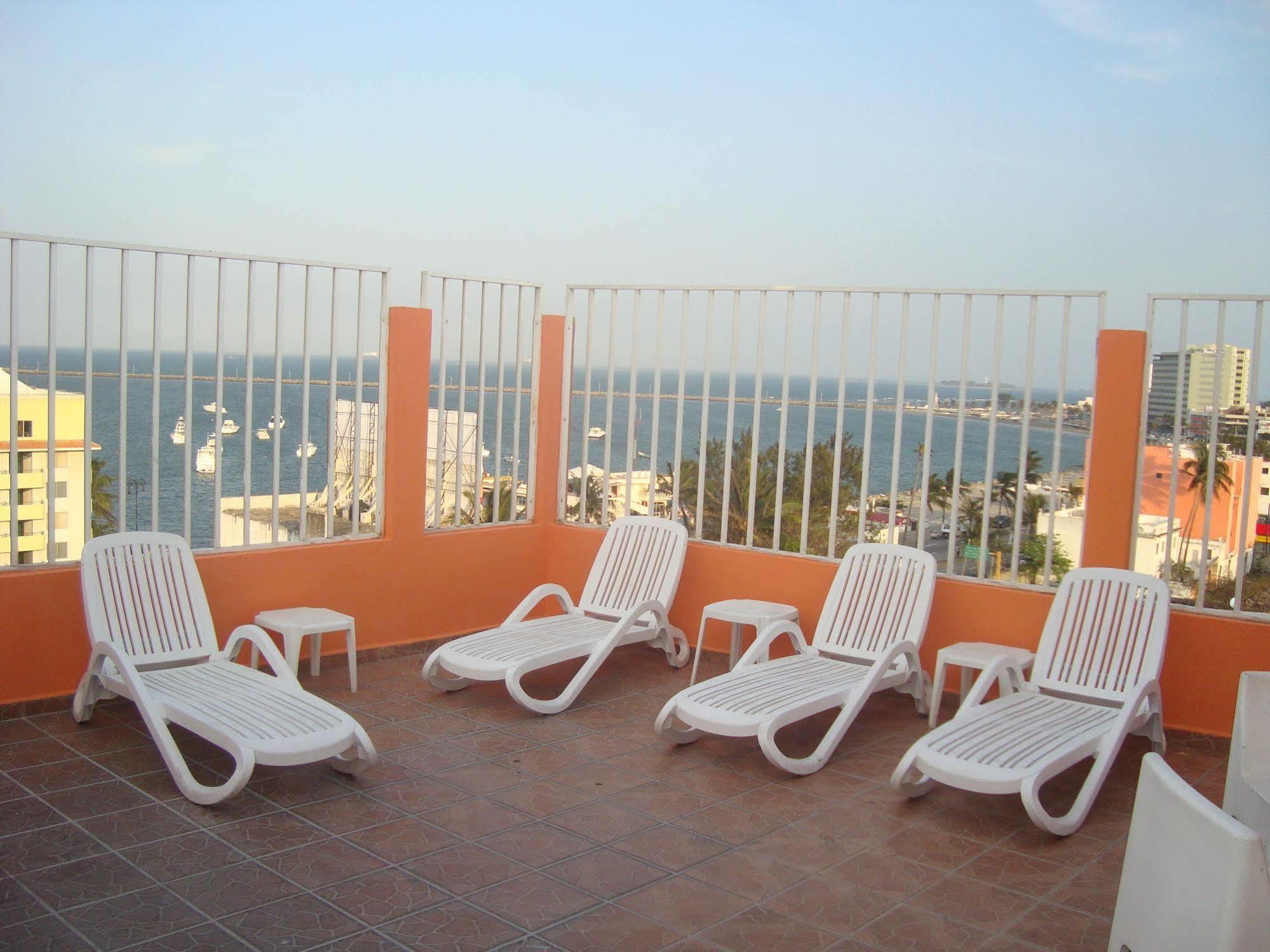 Hotel Posada Del Carmen Веракруз Екстериор снимка